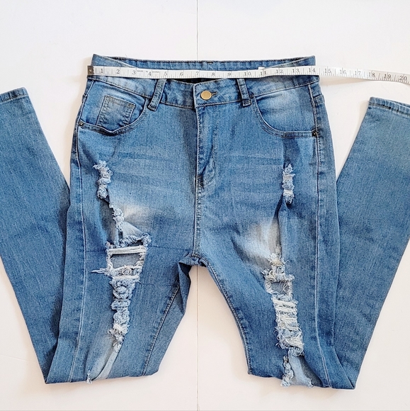 NWOT distressed Jeans - Picture 2 of 10